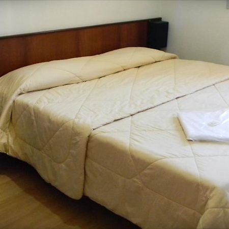 Hotel Chantilly Presidente Prudente Kültér fotó