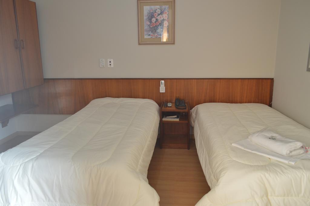 Hotel Chantilly Presidente Prudente Szoba fotó
